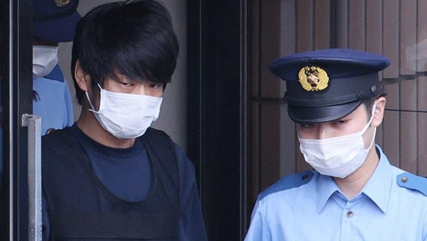 Şinzo Abeni qətlə yetirən şəxsə ömürlük həbs cəzası verildi - VİDEO