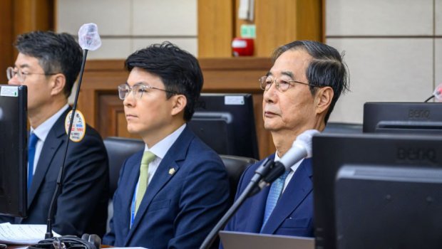 Cənubi Koreyanın sabiq Baş nazirinə 23 il həbs cəzası verildi