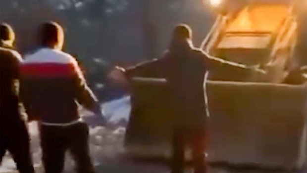 Naxçıvanda vətəndaşların üzərinə traktor sürülüb? - Rəsmi cavab &ndash; VİDEO