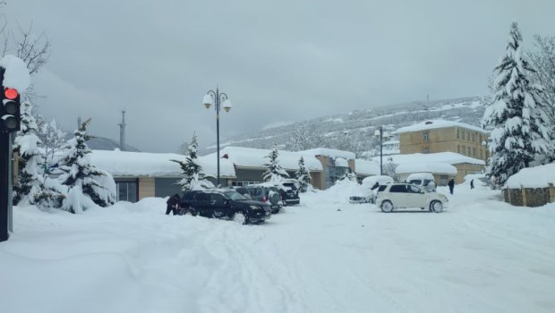 Lerikdə 50-yə yaxın kənd işıqsız qaldı - FOTO