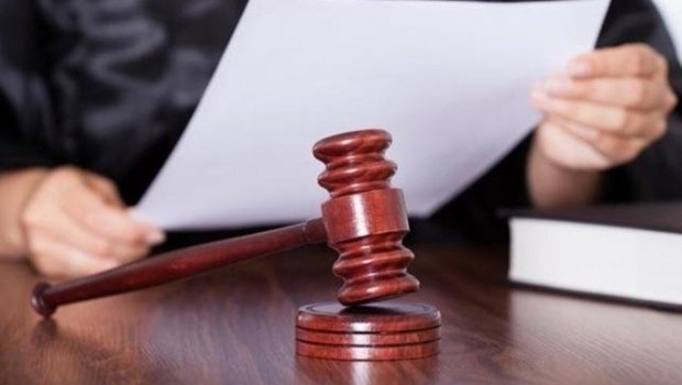 2 nəfərin 3 milyon manatını mənimsəyən şəxsin məhkəməsi başladı