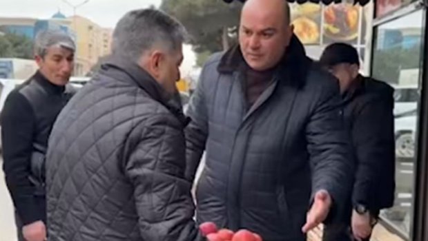 Satıcının almasını aparan Samir Bədəlov: &ldquo;Bir də belə hala yol verməyəcəm&rdquo;