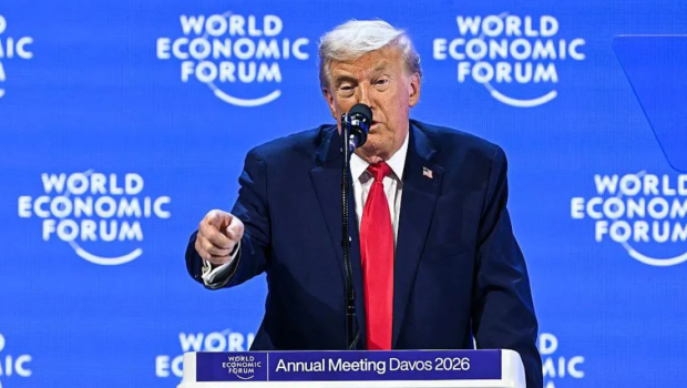 Tramp Davosda özünü diktator adlandırdı - VİDEO