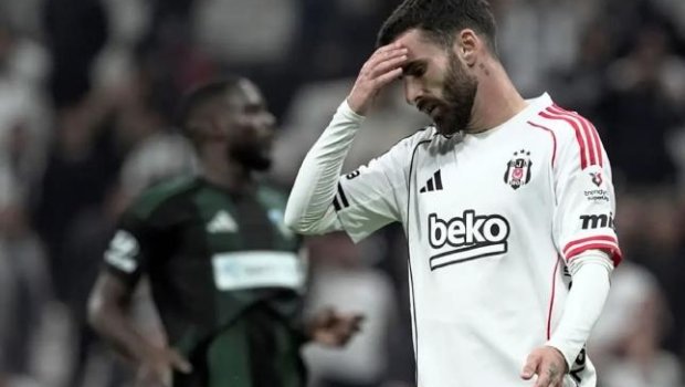 "Beşiktaş"ın futbolçusu sabiq klubuna QAYITDI