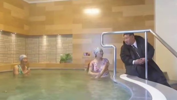 Kim Çen İnin qadın hamamındakı görüntüləri gündəm oldu &ndash; VİDEO