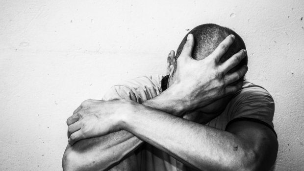 &ldquo;Sən arvadının canı, təmiz yu&rdquo; sözünə görə tanışını dəmirlə DÖYDÜ &ndash; Gədəbəydəki cinayətin DETALLARI