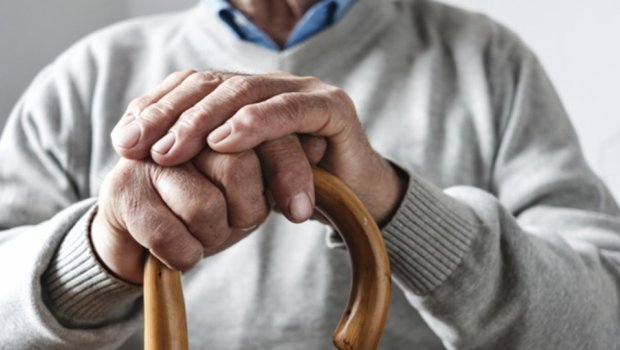 Bakıda 60 yaşlı kişi evdə vurulan iynədən dünyasını dəyişdi