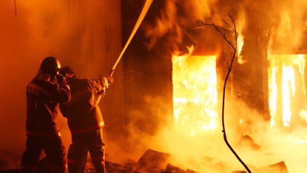 Bakıda DƏHŞƏT: İki nəfərin yanmış meyiti tapıldı