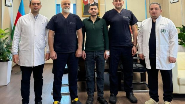 Üzərində ilk robotik cərrahi əməliyyatı aparılan xəstə evə buraxıldı