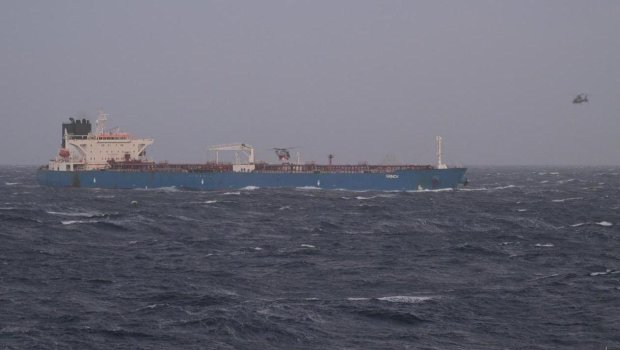 Rusiyadan yola çıxmış tanker Fransada SAXLANILDI - VİDEO