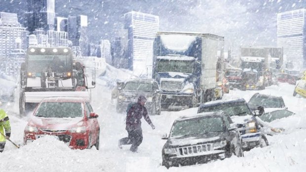 ABŞ-da qar fırtınası: 10 mindən çox aviareys ləğv edildi