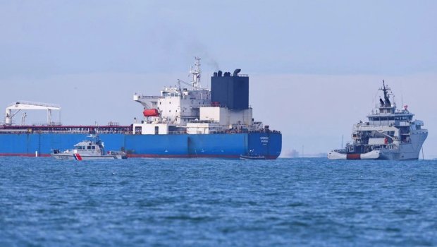 Sanksiya altında olan tankerin kapitanı Fransada həbs edildi