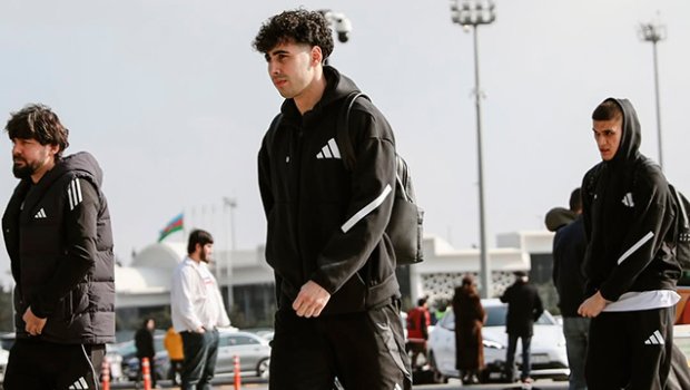 &ldquo;Qarabağ&rdquo; İngiltərəyə getdi &ndash; FOTO/VİDEO