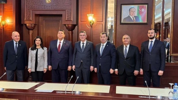 Gideon Saar Milli Məclisdə - FOTO