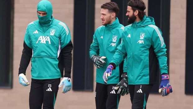 &ldquo;Liverpul&rdquo; &ldquo;Qarabağ&rdquo;la oyunun məşqinə 16 futbolçu ilə çıxdı - FOTO