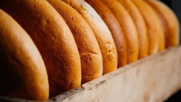 Süfrəmizdəki təhlükə: Tez xarab olan çörəklər - VİDEO