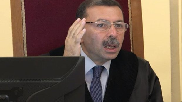 Azad Məcidova hakim pensiyası verilmir - 4 881 manatdan narazıdır