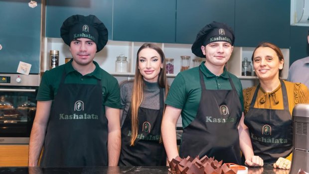 Alena Əliyeva ilk inklüziv iaşə obyekti olan "Kaşalata" kafedə - FOTO