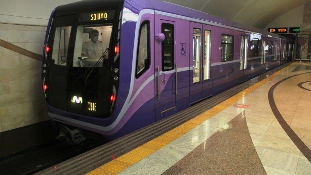 &ldquo;Nərimanov&rdquo; metro stansiyasında problem yaranıb? &ndash; GECİKMƏ VAR - FOTO