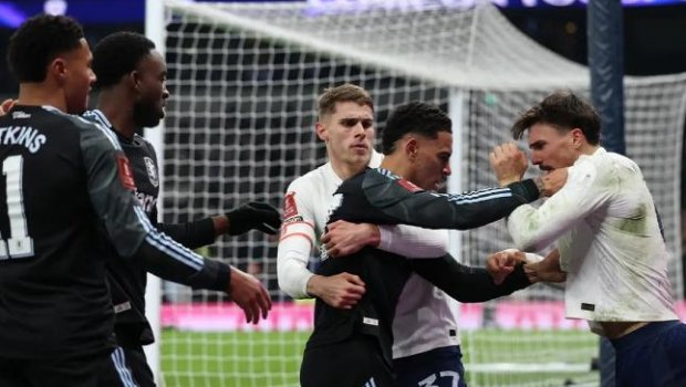 Matçda dava düşdü, iki klub da CƏZALANDIRILDI