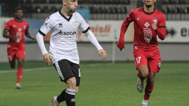 &ldquo;Neftçi&rdquo;nin üzvü xarici klubların diqqət mərkəzində