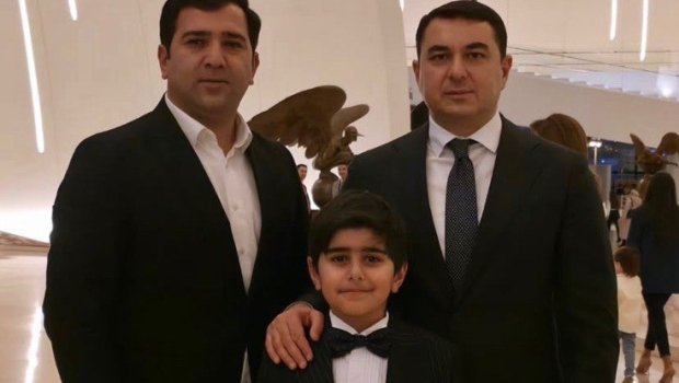Nazirlə oğlunun FOTOsunu paylaşıb bunları yazdı