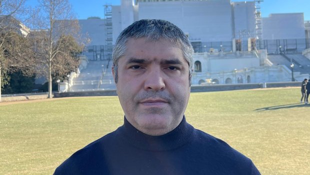 ABŞ-da saxlanılan azərbaycanlı alim sərbəst buraxıldı