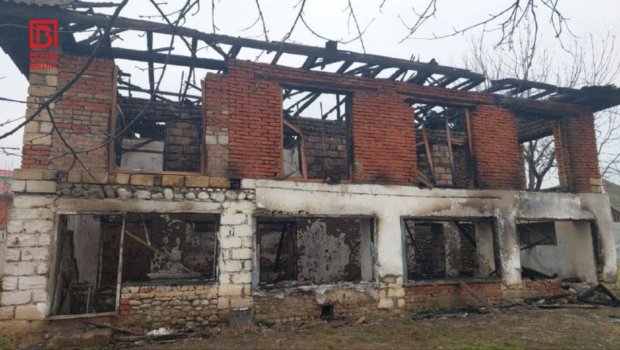 Lənkəranda 45 yaşlı kişi öz evində YANDI - FOTO