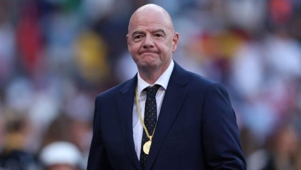 "Rusiya ilə bağlı qadağanı ləğv etməyə borcluyuq" - FİFA prezidenti