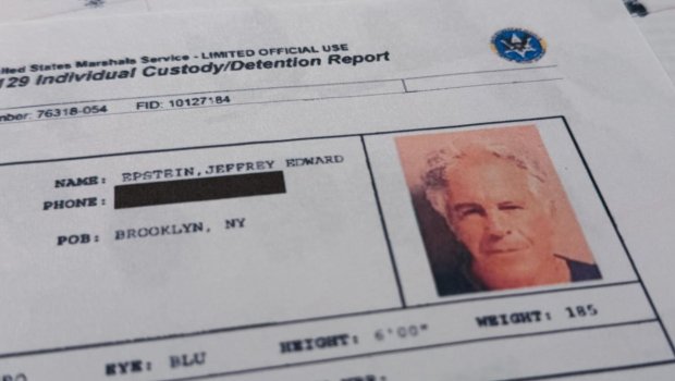 &ldquo;Tiranada gözəl qızlar var&rdquo;: Yaqlandın Rusiya ilə əlaqələri Epşteyn dosyesində