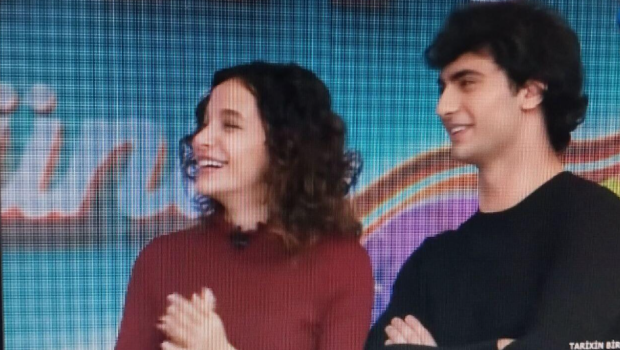 Səmraya efirdə evlilik TƏKLİFİ - Özündən 14 yaş kiçikdir &ndash; FOTO