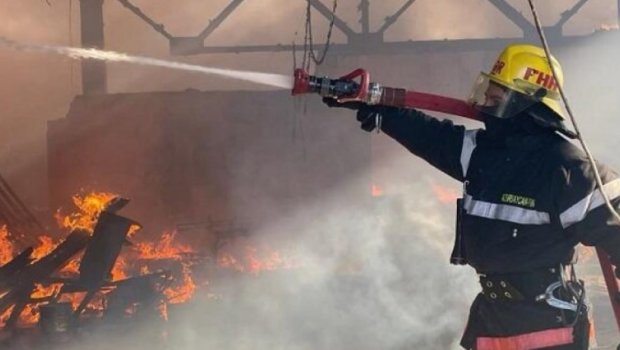 Masallıda məktəbdə yanğın: Şagird və müəllimlər təxliyə olundu - FOTO