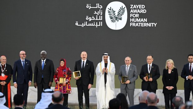 "Zayed İnsan Qardaşlığı Mükafatı"nın təqdimolunma mərasimindən yadda qalan anlar &ndash; VİDEO