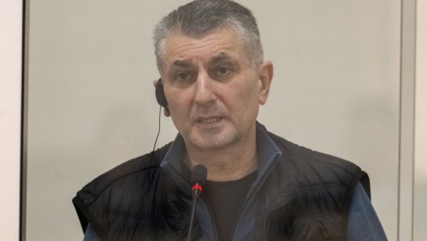 David Manukyana da HÖKM OXUNDU