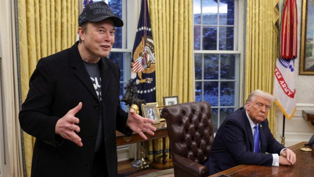 Dünyanın ən varlı insanı bədbəxt olduğunu bəyan etdi