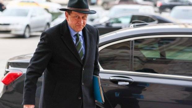 Rusiya alman diplomatı ölkədən çıxarır