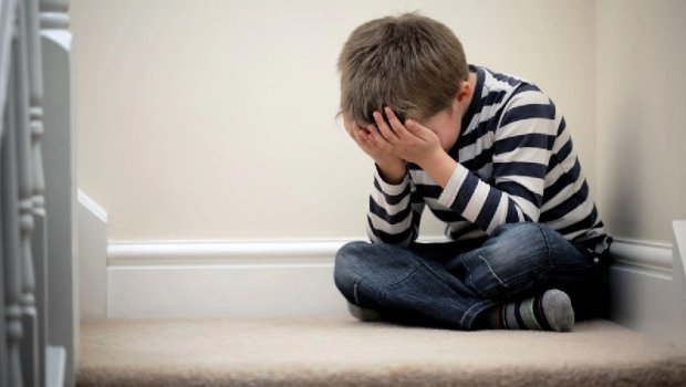 Bakıda DƏHŞƏT: Ana sevgilisi ilə birlikdə 6 yaşlı oğluna işgəncə verdi - FOTO