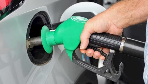 Bu ölkəyə benzinlə işləyən maşın gətirmək qadağandır