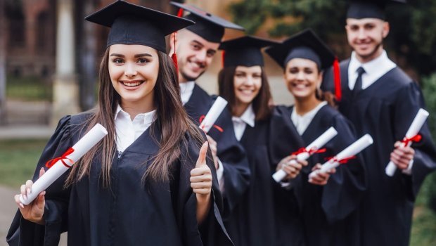 Xaricdə təhsil almaq istəyənlərin DİQQƏTİNƏ