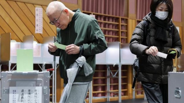 Yaponiyada parlament seçkiləri keçirilir