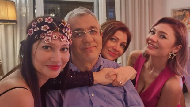 Hamlet İsaxanlının qızları kimlərdir və harada işləyirlər? - DOSYELƏR