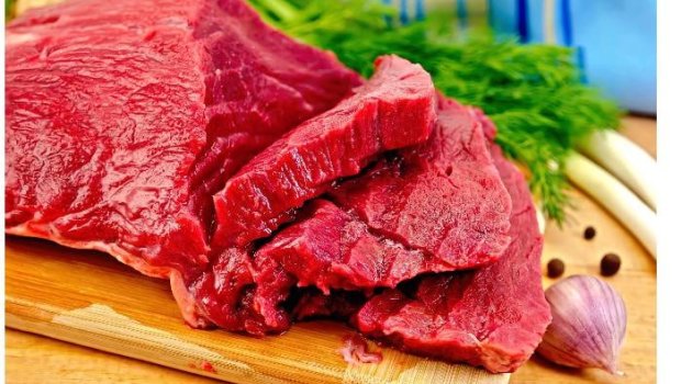 Tərtərdə 150 kq-a yaxın yararsız at ətini mal əti adı altında satmaq istədilər &ndash; FOTO 