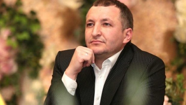 4 milyona görə həbs edilən dəstə başçısı da ev dustaqlığına buraxıldı &ndash; FOTO