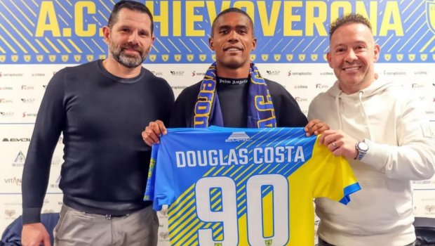 Adı &ldquo;Neftçi&rdquo; ilə hallanan futbolçu İtaliya klubuna KEÇDİ