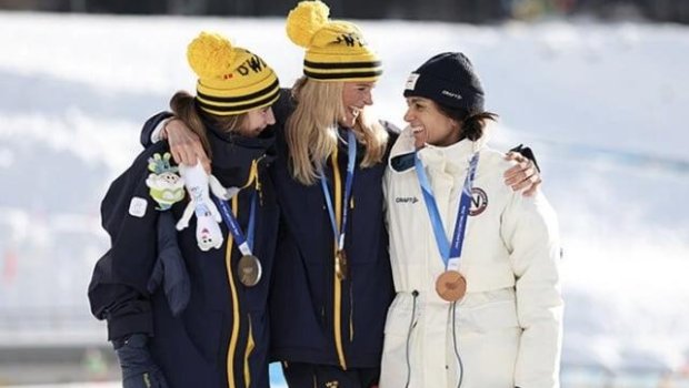 Qış Olimpiadasındasının medallarında problem yarandı - FOTO