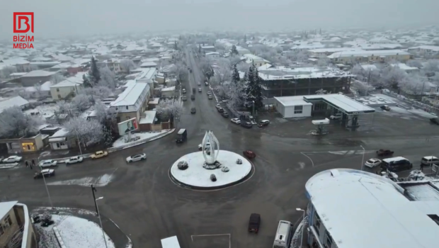 Kürdəmir rayonu da ağ örpəyə büründü - VİDEO