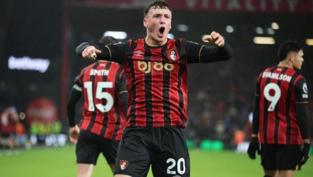 &ldquo;Milan&rdquo; futbolçusunu İngiltərə klubuna SATDI