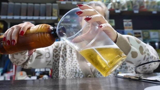 İçməyən nəsil gəlir &mdash; spirt sənayesi böhran siqnalı verir