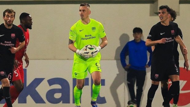 &ldquo;Sabah&rdquo;ın qapıçısı komandadan AYRILA BİLƏR