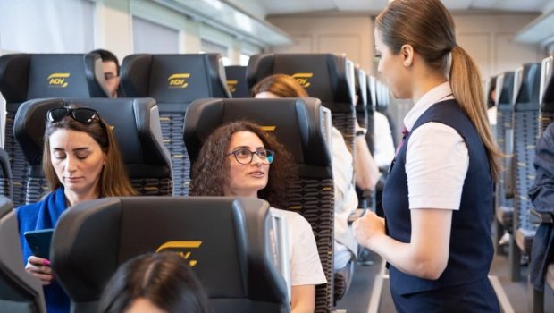 ADY sərnişindaşıma xidmətinin səviyyəsini yüksəldib &ndash; FOTO